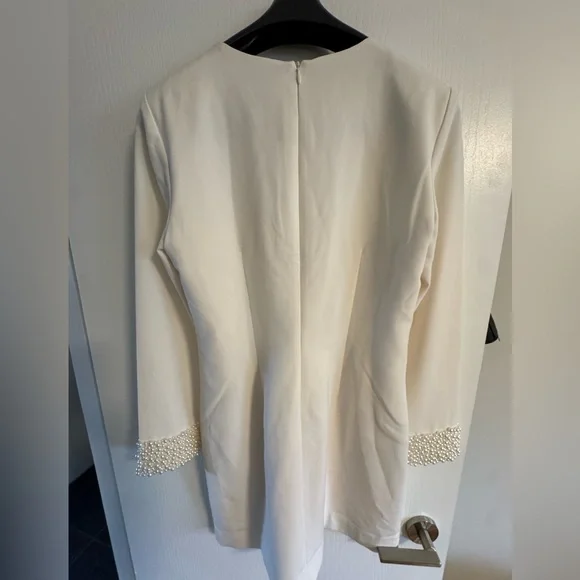 H&M Cream Dress with Pearl Cuffs - Picture 4 of 4